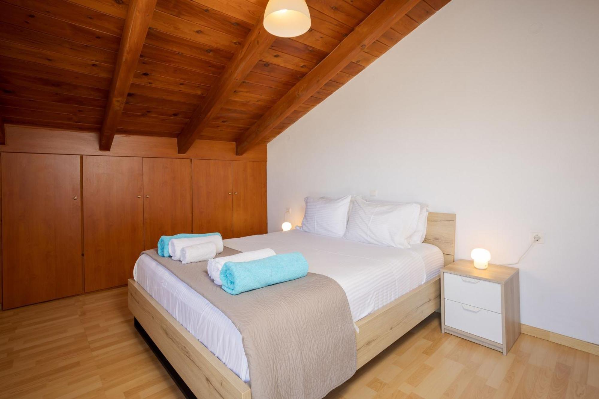 Villa Konstantinos Hilltop Vineyard Escape อัลมีรีดา ภายนอก รูปภาพ