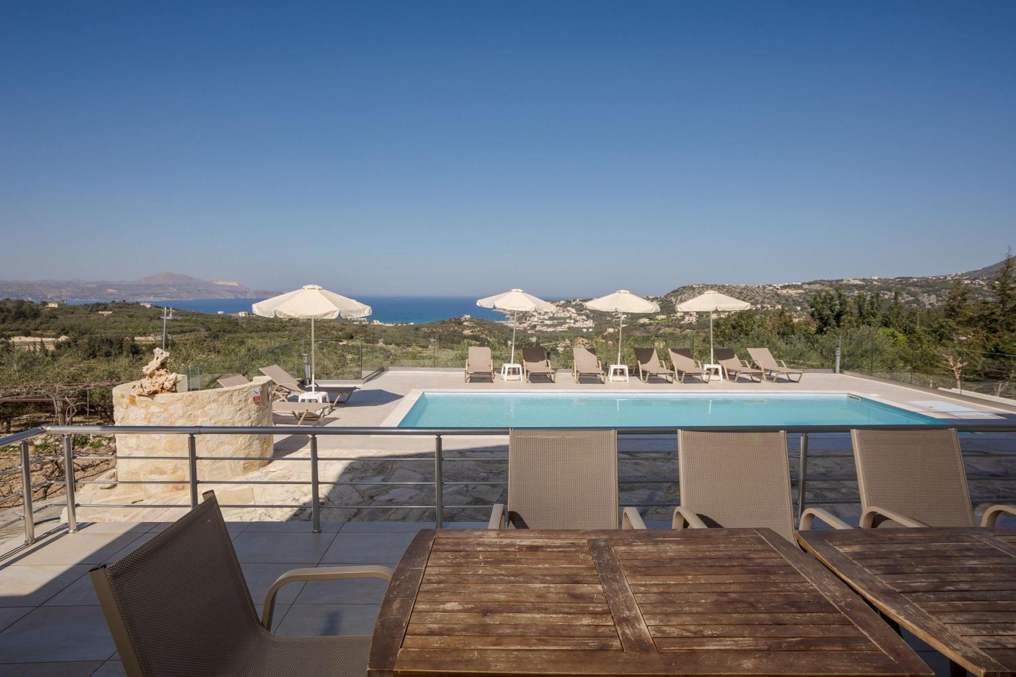 Villa Konstantinos Hilltop Vineyard Escape อัลมีรีดา ภายนอก รูปภาพ